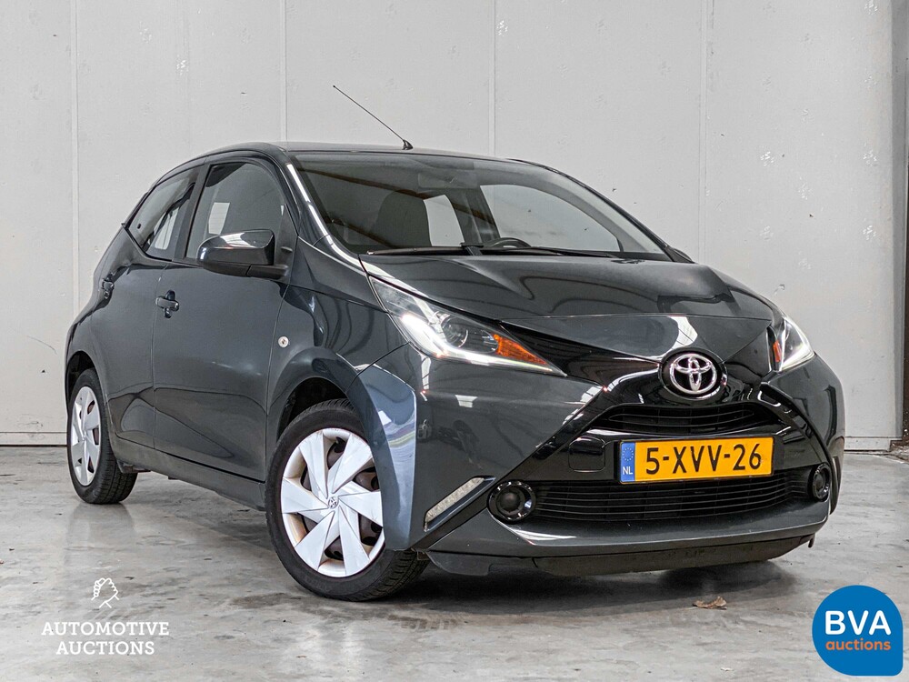Toyota Aygo 1.0 VVT-i x-play 69pk 2014, 5-XVV-26