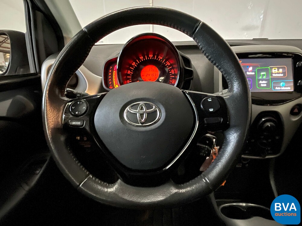 Toyota Aygo 1.0 VVT-i x-play 69pk 2014, 5-XVV-26