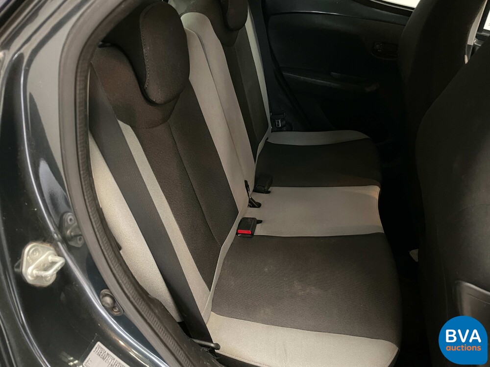 Toyota Aygo 1.0 VVT-i x-play 69pk 2014, 5-XVV-26