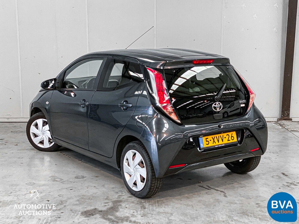 Toyota Aygo 1.0 VVT-i x-play 69pk 2014, 5-XVV-26