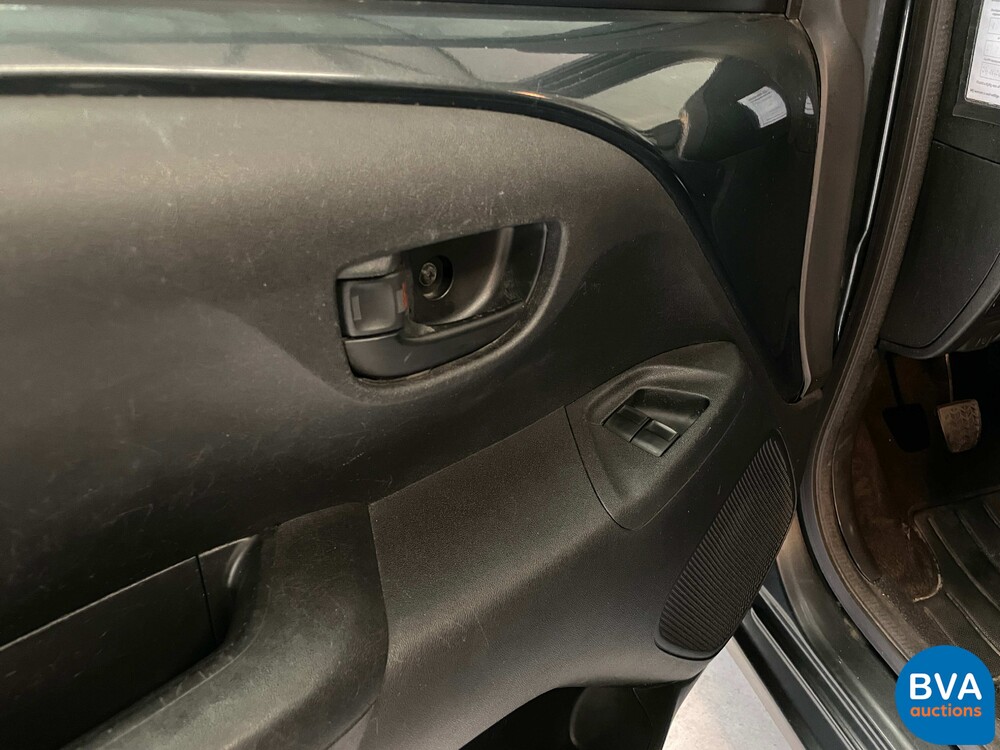 Toyota Aygo 1.0 VVT-i x-play 69pk 2014, 5-XVV-26