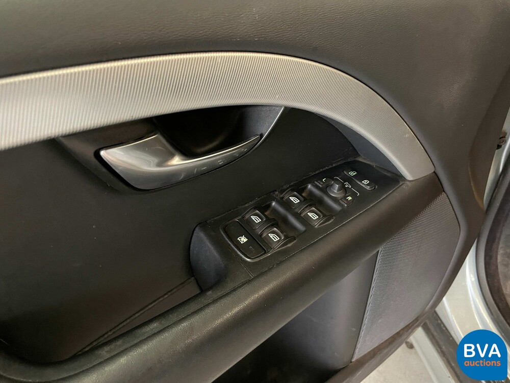 Volvo V70 2.5FT Summum 200hp 2008, 04-GZH-6.