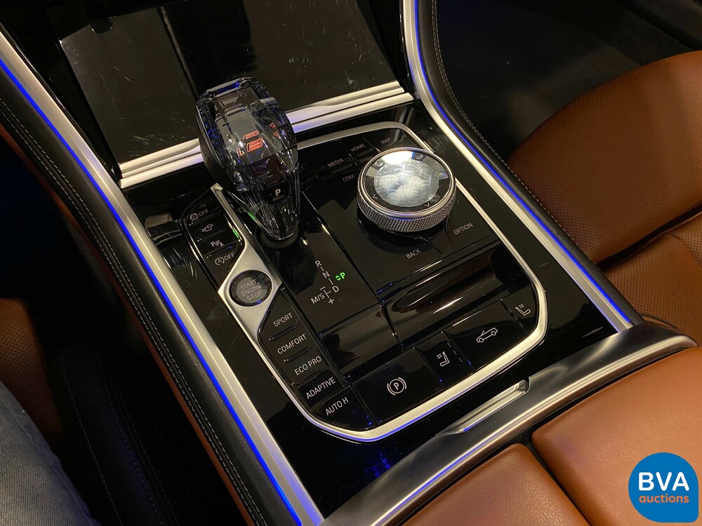BMW 840d xDrive High Executive Cabriolet 320PS 2019 8er Serie, P-903-ZJ.