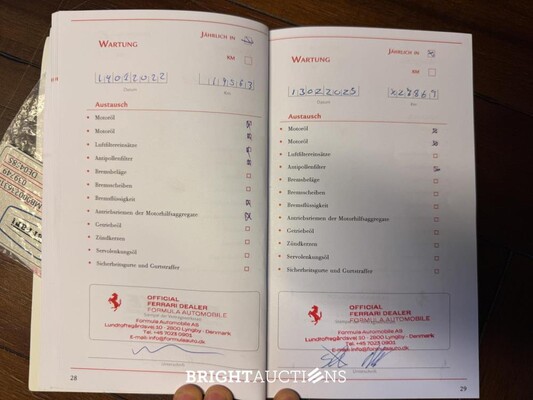 Ferrari 488 Spider HUGE 3.9 V8 - Full Carbon - 670hp - Dealer warranty until 05/2027