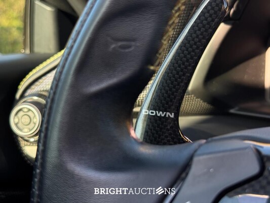 Ferrari 488 Spider HUGE 3.9 V8 - Full Carbon - 670hp - Dealer warranty until 05/2027