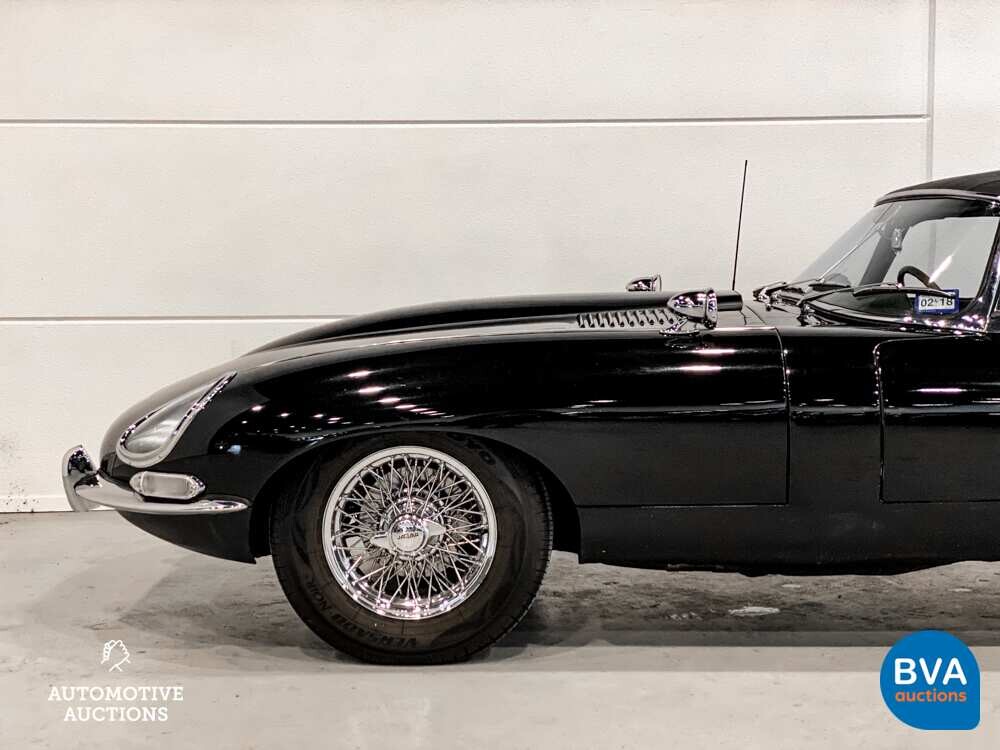 Jaguar E-Type Serie 1 OTS 4.2 Reihensechszylinder-Cabriolet 1967, DZ-73-87.