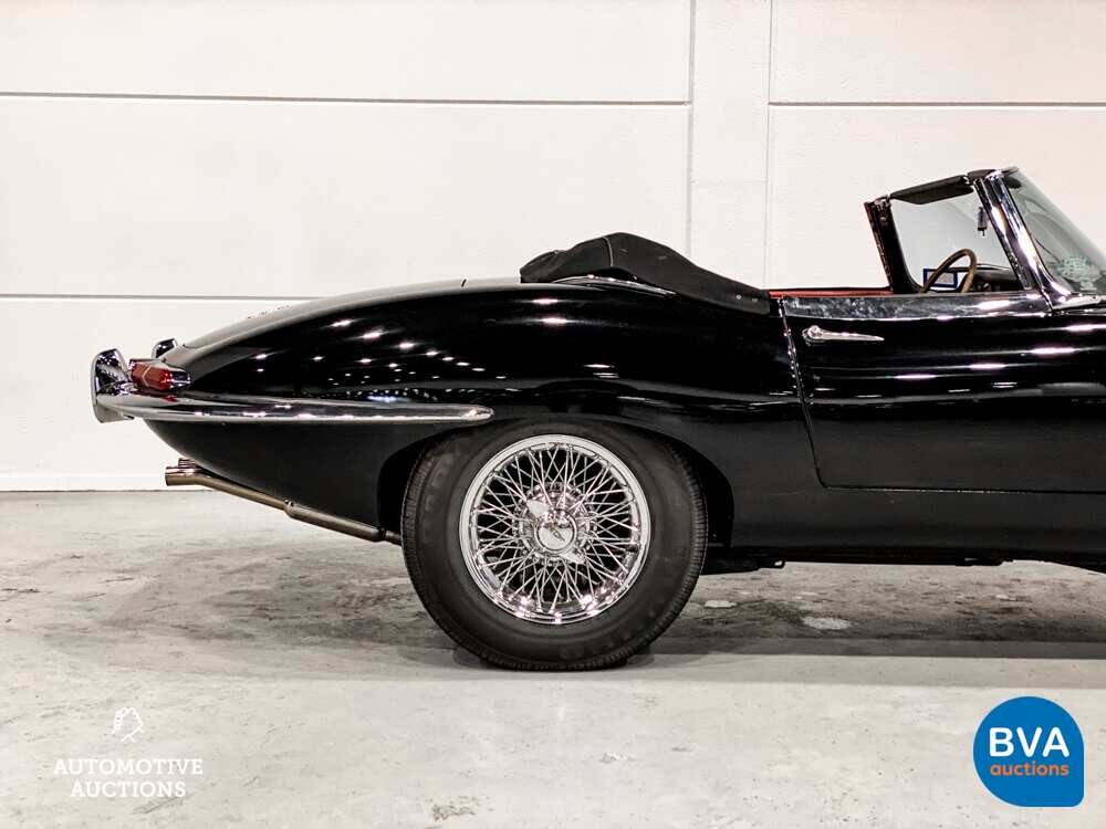 Jaguar E-Type Serie 1 OTS 4.2 Reihensechszylinder-Cabriolet 1967, DZ-73-87.