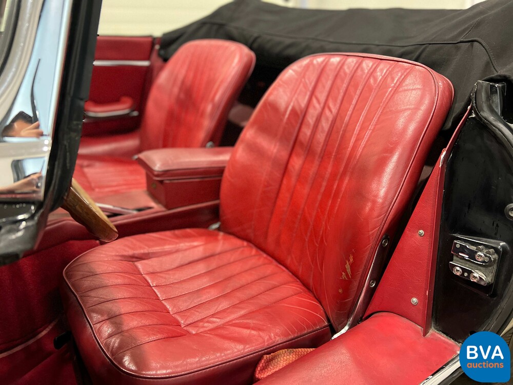 Jaguar E-Type Serie 1 OTS 4.2 Reihensechszylinder-Cabriolet 1967, DZ-73-87.