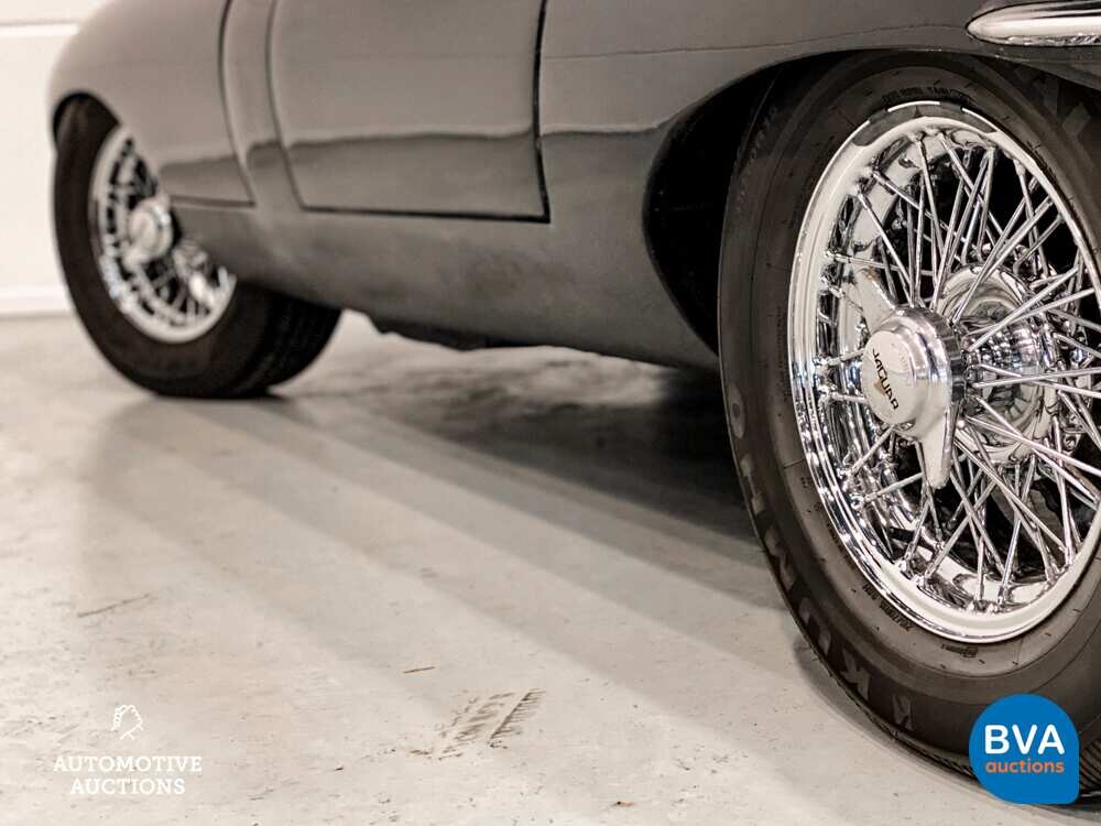 Jaguar E-Type Serie 1 OTS 4.2 Reihensechszylinder-Cabriolet 1967, DZ-73-87.