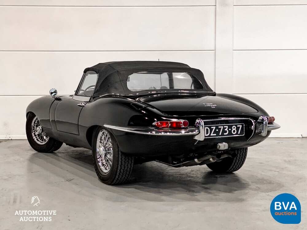 Jaguar E-Type Serie 1 OTS 4.2 Reihensechszylinder-Cabriolet 1967, DZ-73-87.