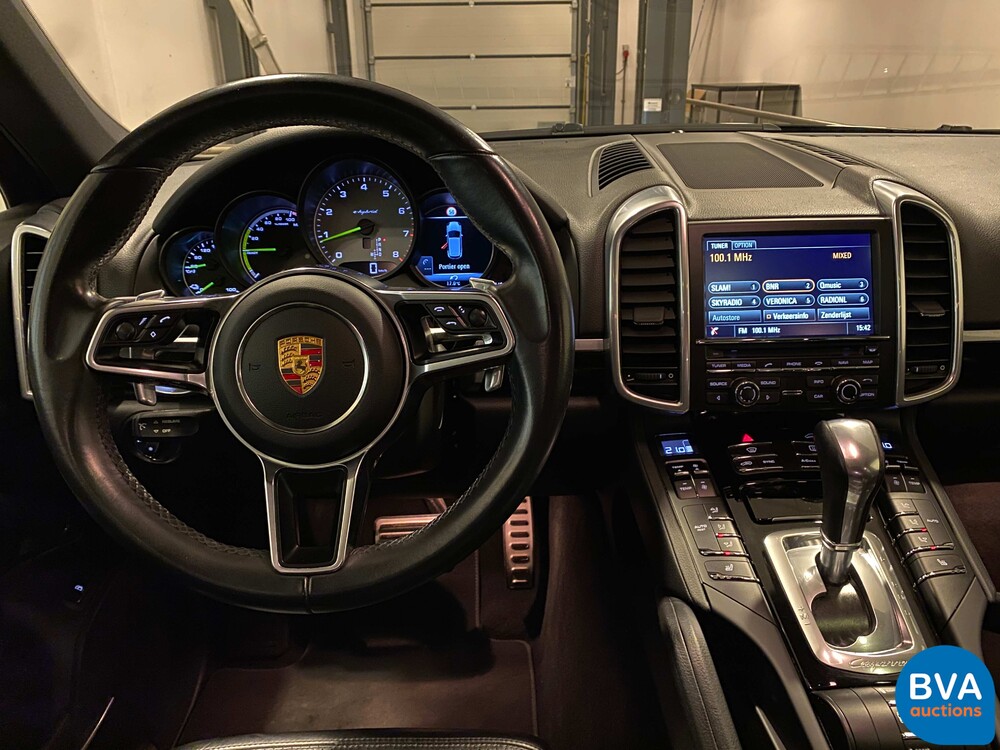 Porsche Cayenne 3.0 S E-Hybrid 416pk Sport Design SportChrono FACELIFT Plug-In Hybrid 2015 -Org. NL.