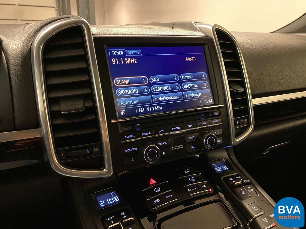 Porsche Cayenne 3.0 S E-Hybrid 416pk Sport Design SportChrono FACELIFT Plug-In Hybrid 2015 -Org. NL.