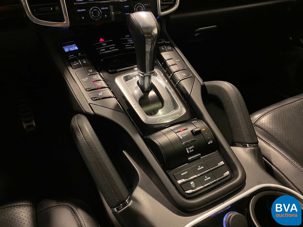 Porsche Cayenne 3.0 S E-Hybrid 416pk Sport Design SportChrono FACELIFT Plug-In Hybrid 2015 -Org. NL.