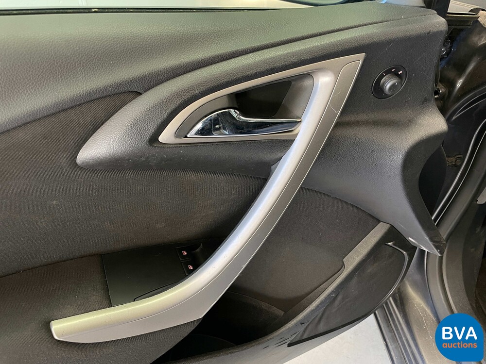 Opel Astra Sports Tourer 1.4 Turbo Edition 140pk 2011, 54-PVF-1