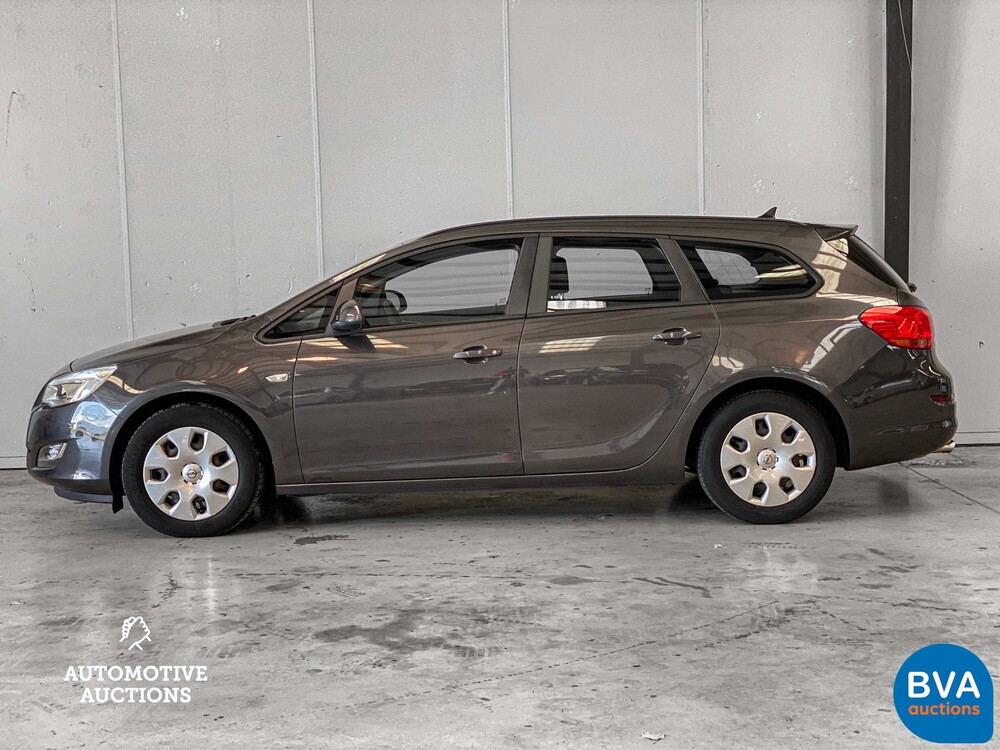 Opel Astra Sports Tourer 1.4 Turbo Edition 140pk 2011, 54-PVF-1