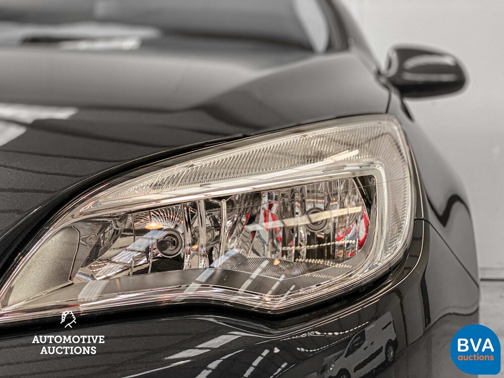 Opel Astra Sports Tourer 1.4 Turbo Edition 140pk 2011, 54-PVF-1