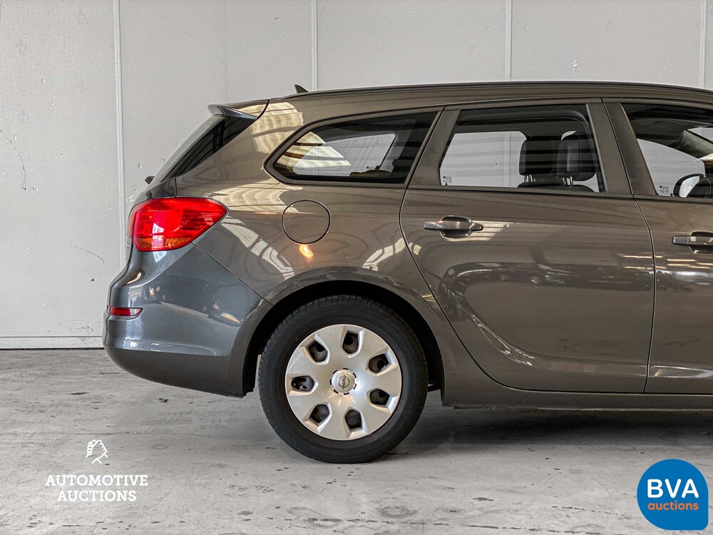 Opel Astra Sports Tourer 1.4 Turbo Edition 140pk 2011, 54-PVF-1