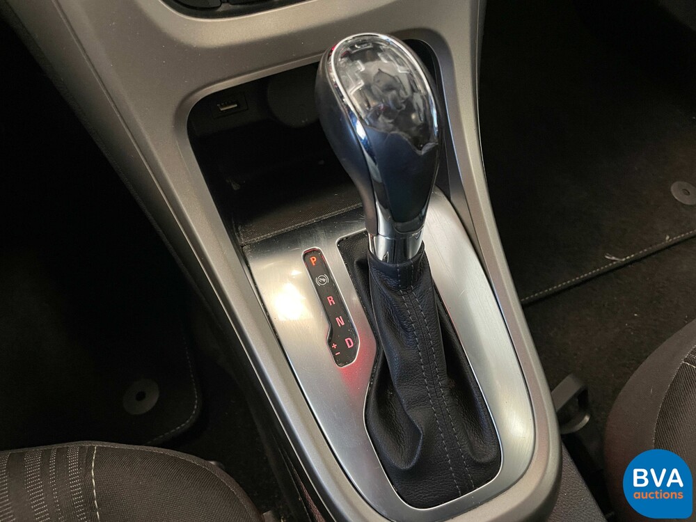 Opel Astra Sports Tourer 1.4 Turbo Edition 140pk 2011, 54-PVF-1