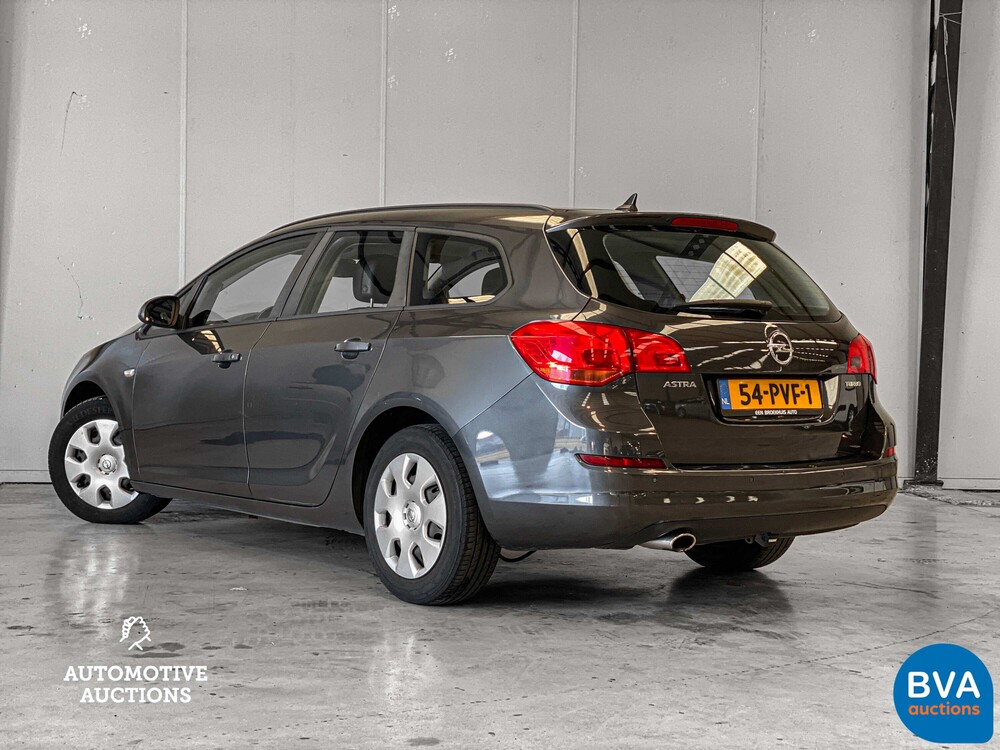 Opel Astra Sports Tourer 1.4 Turbo Edition 140pk 2011, 54-PVF-1