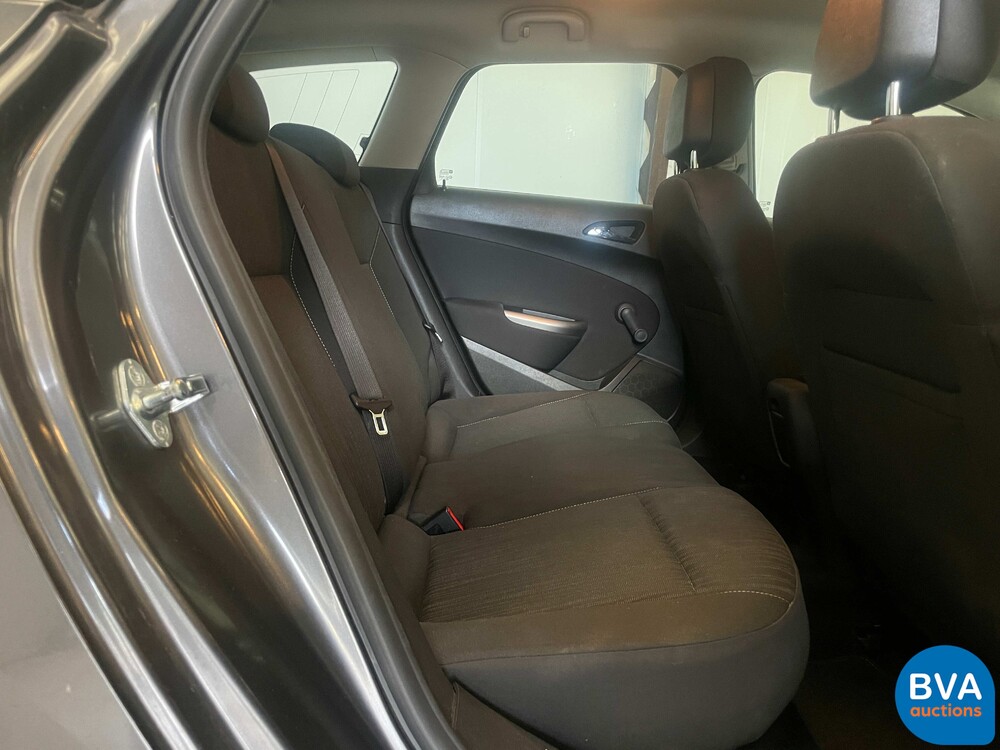 Opel Astra Sports Tourer 1.4 Turbo Edition 140pk 2011, 54-PVF-1