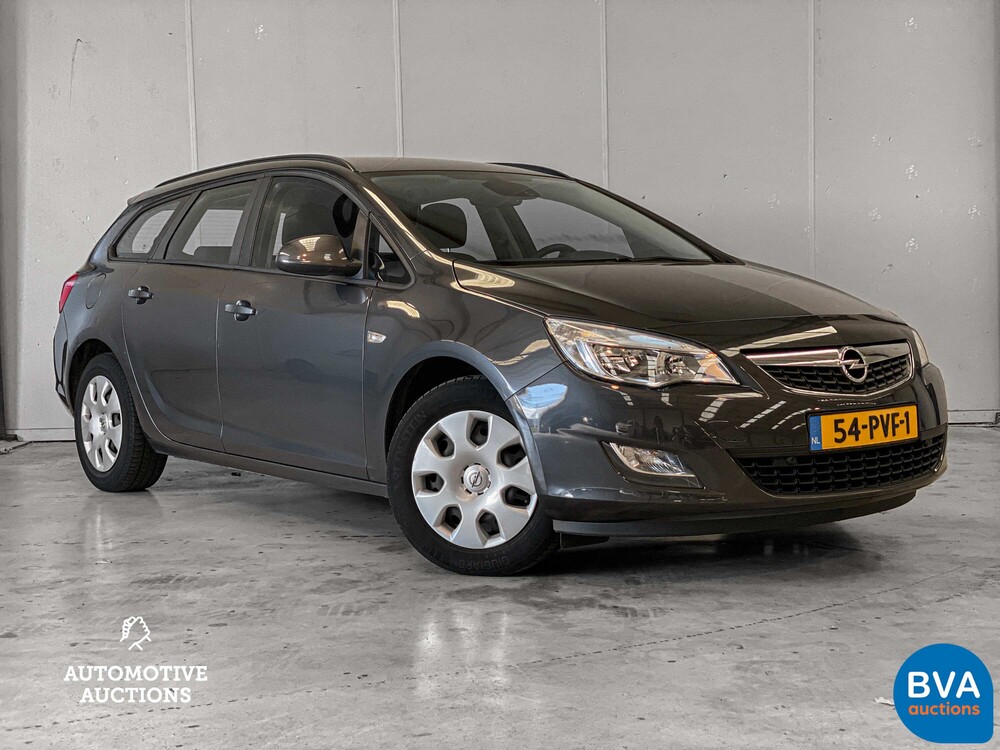 Opel Astra Sports Tourer 1.4 Turbo Edition 140pk 2011, 54-PVF-1
