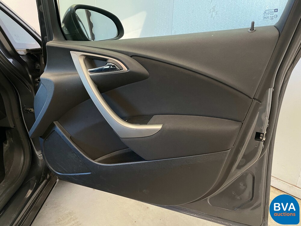 Opel Astra Sports Tourer 1.4 Turbo Edition 140pk 2011, 54-PVF-1