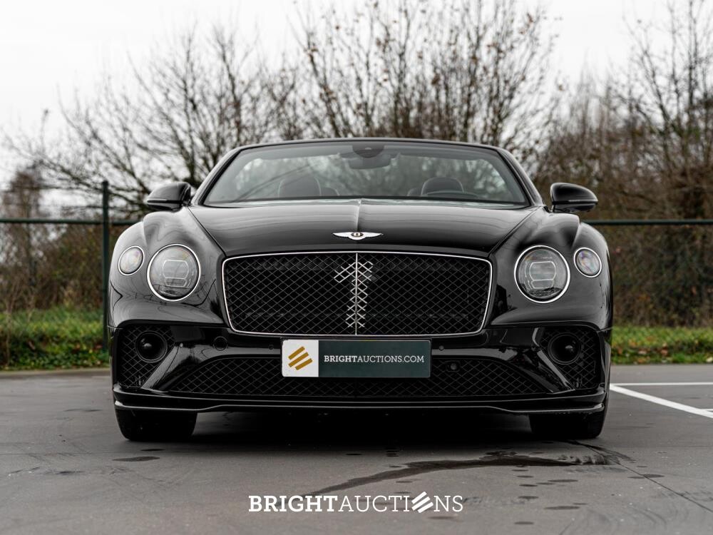 Bentley Continental GTC 6.0 W12 First-Edition 635pk -Mulliner 1 of 100- 2020 (Origineel-NL), H-287-NF