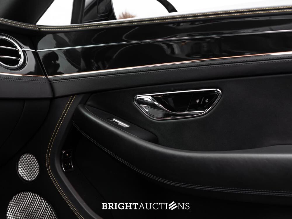 Bentley Continental GTC 6.0 W12 First-Edition 635pk -Mulliner 1 of 100- 2020 (Origineel-NL), H-287-NF