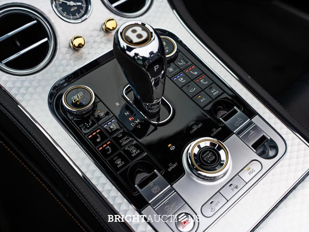 Bentley Continental GTC 6.0 W12 First-Edition 635pk -Mulliner 1 of 100- 2020 (Origineel-NL), H-287-NF