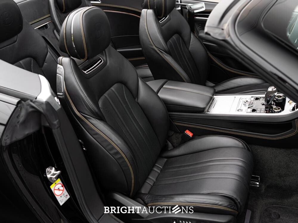 Bentley Continental GTC 6.0 W12 First-Edition 635pk -Mulliner 1 of 100- 2020 (Origineel-NL), H-287-NF