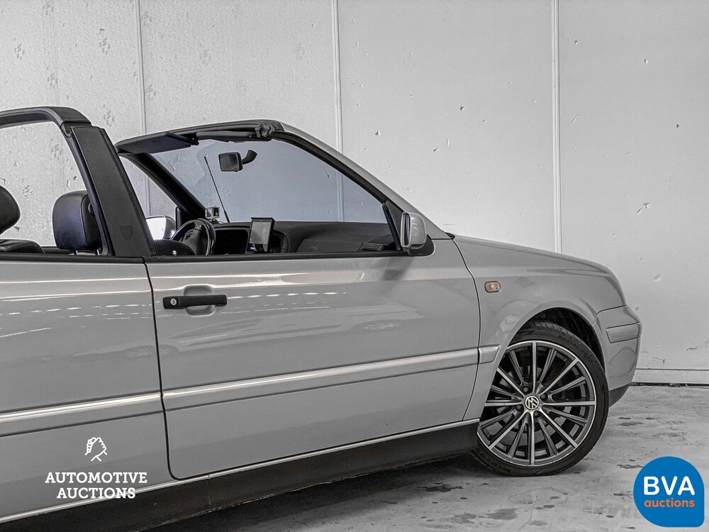 Volkswagen Golf Cabriolet 1.8 Highline 90pk 1999, ZN-BD-86