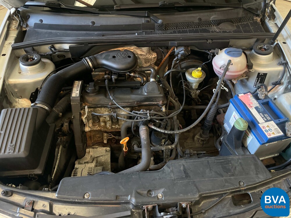 Volkswagen Golf Cabriolet 1.8 Highline 90pk 1999, ZN-BD-86