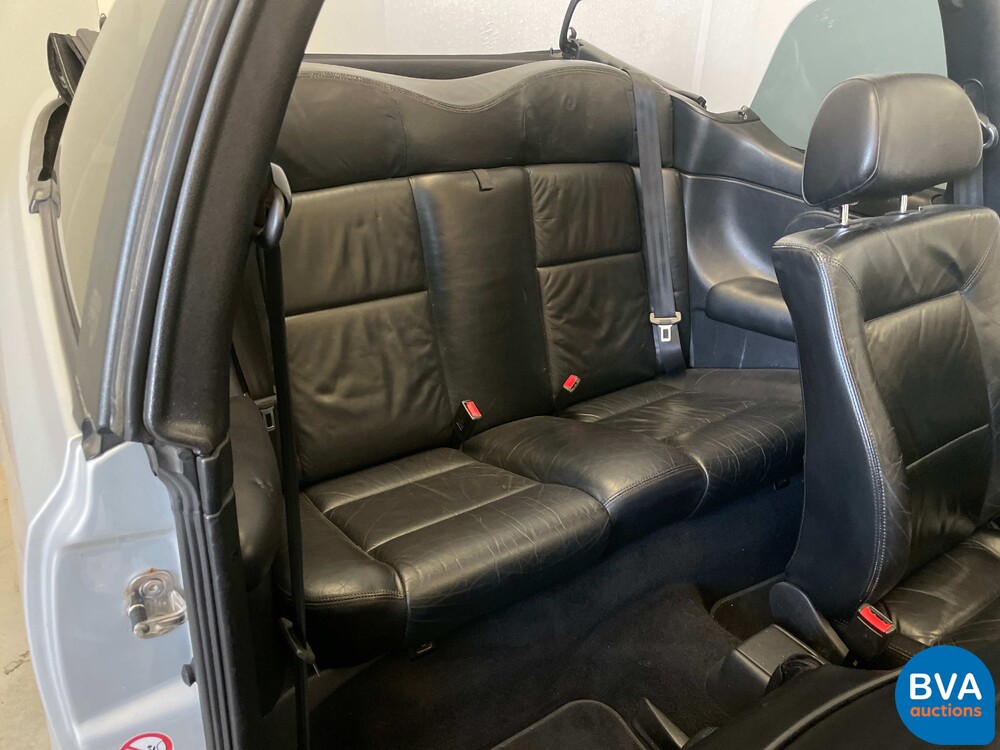 Volkswagen Golf Cabriolet 1.8 Highline 90pk 1999, ZN-BD-86