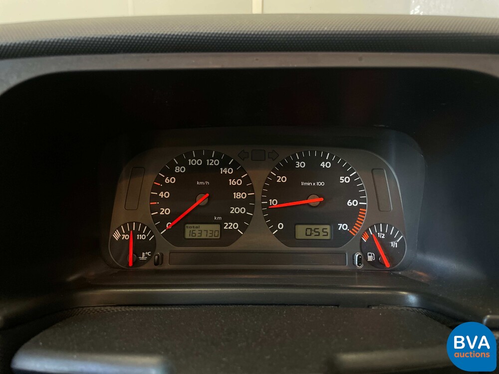 Volkswagen Golf Cabriolet 1.8 Highline 90pk 1999, ZN-BD-86