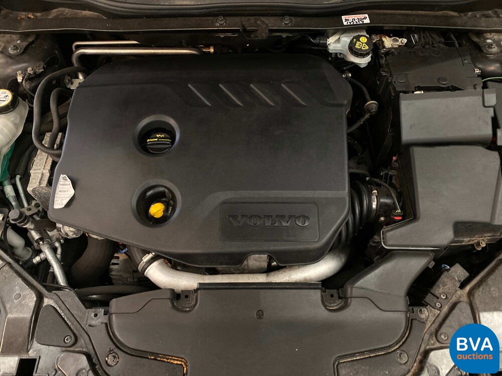 Volvo V40 1.6 D2 Momentum Business 144pk 2014, 7-XNT-75