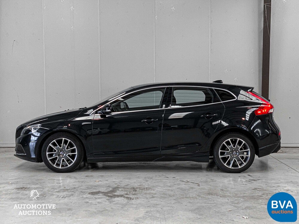 Volvo V40 1.6 D2 Momentum Business 144pk 2014, 7-XNT-75