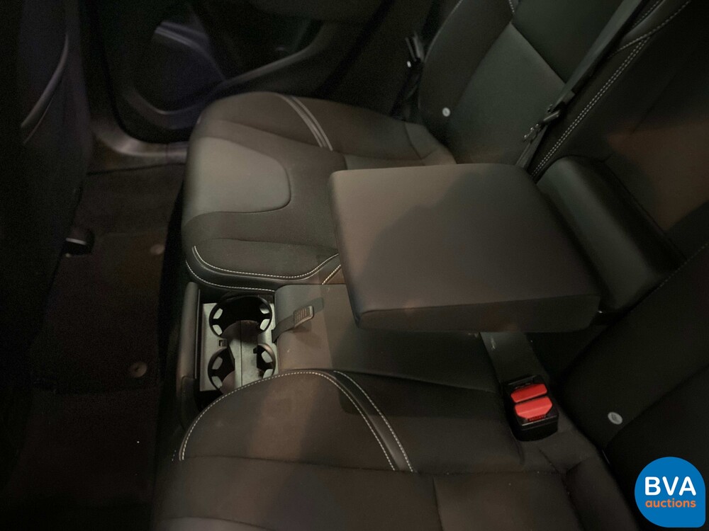 Volvo V40 1.6 D2 Momentum Business 144pk 2014, 7-XNT-75