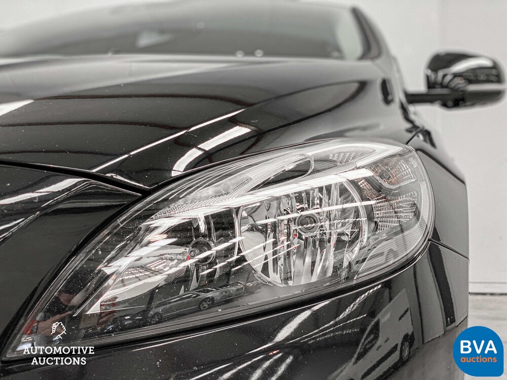 Volvo V40 1.6 D2 Momentum Business 144pk 2014, 7-XNT-75