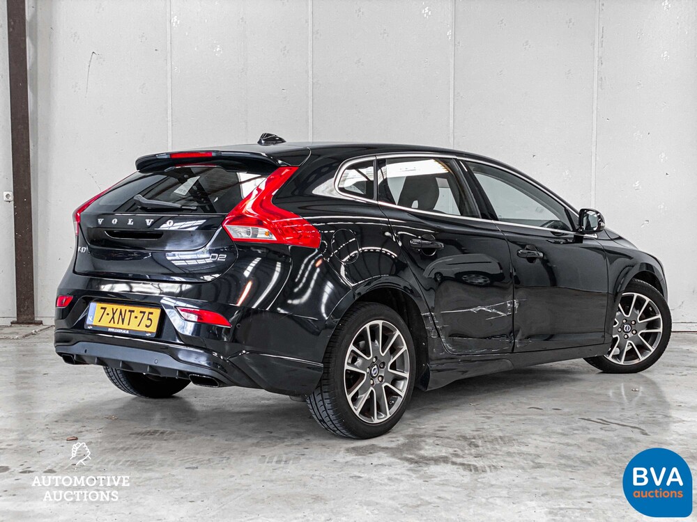 Volvo V40 1.6 D2 Momentum Business 144pk 2014, 7-XNT-75