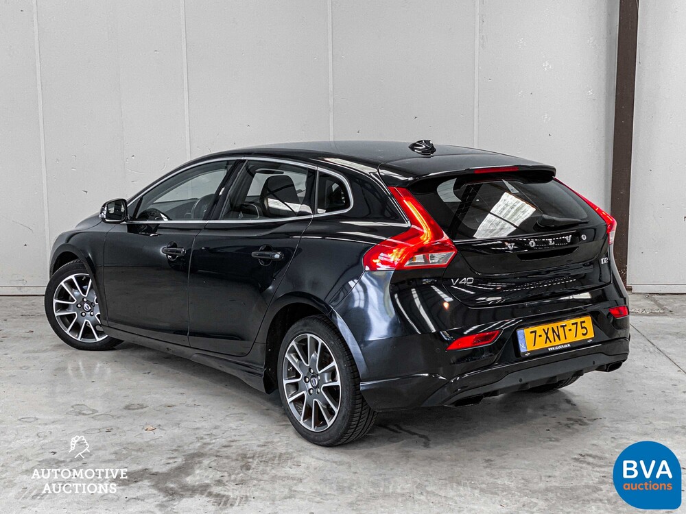 Volvo V40 1.6 D2 Momentum Business 144pk 2014, 7-XNT-75