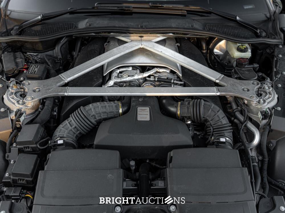 Aston Martin Vantage 4.0 V8 510pk 2021, X-777-DL
