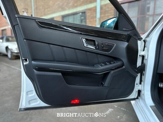 Mercedes-Benz E63 AMG 6.3 V8 -CARBON- 525pk 2010 (Origineel-NL), 47-LKB-6