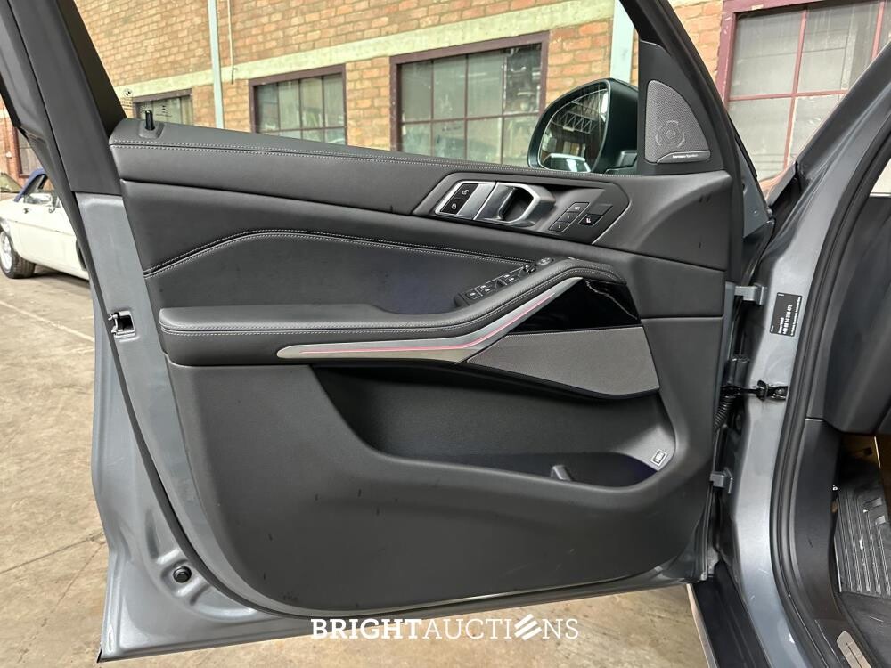 BMW X5 xDrive50e Hybrid 3.0 V6 490PK 2023 (Fabrieksgarantie)