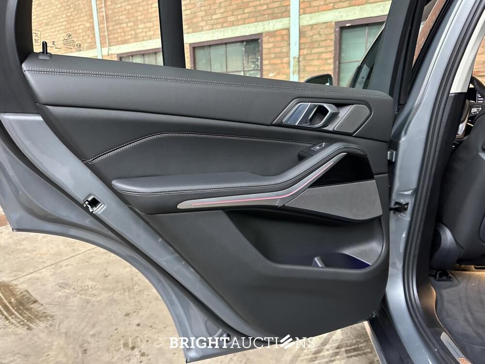 BMW X5 xDrive50e Hybrid 3.0 V6 490PK 2023 (Fabrieksgarantie)