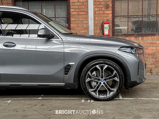 BMW X5 xDrive50e Hybrid 3.0 V6 490PK 2023 (Fabrieksgarantie)