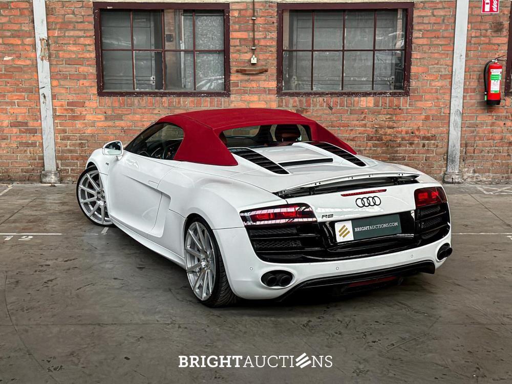 Audi R8 5.2 V10 FSI Quattro SPIDER 525pk 2012 (76.000 km)