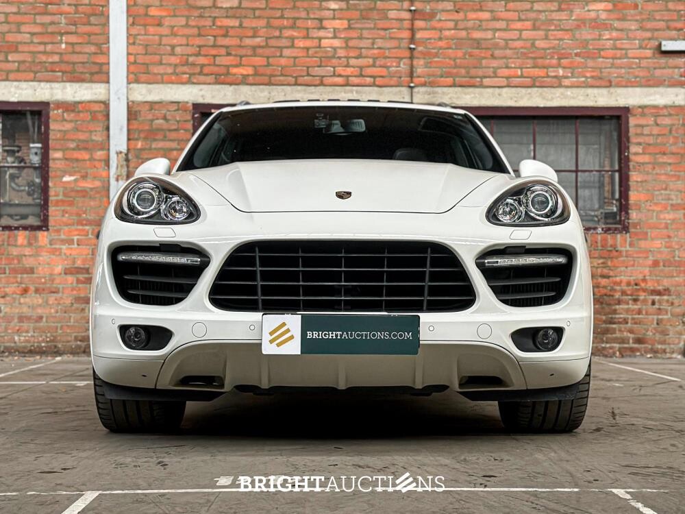 Porsche Cayenne Turbo 4.8 V8 500PK 2012