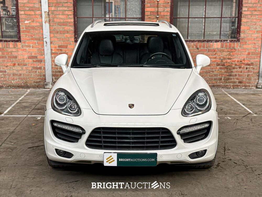 Porsche Cayenne Turbo 4.8 V8 500PK 2012