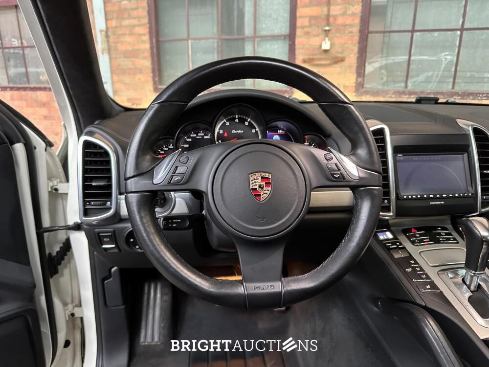 Porsche Cayenne Turbo 4.8 V8 500PK 2012