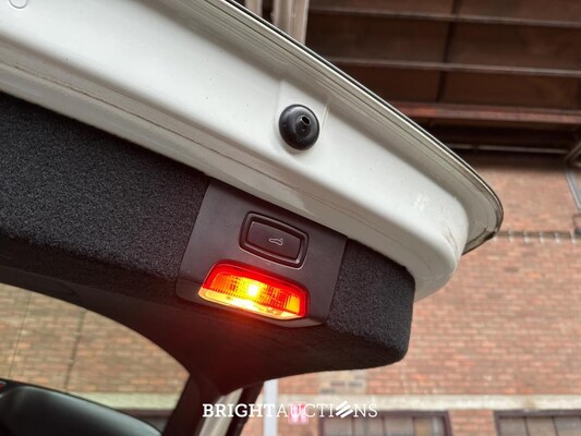 Porsche Cayenne Turbo 4.8 V8 500PK 2012